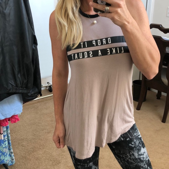 PINK | Drop It Like A Squat - Picture 6 of 7